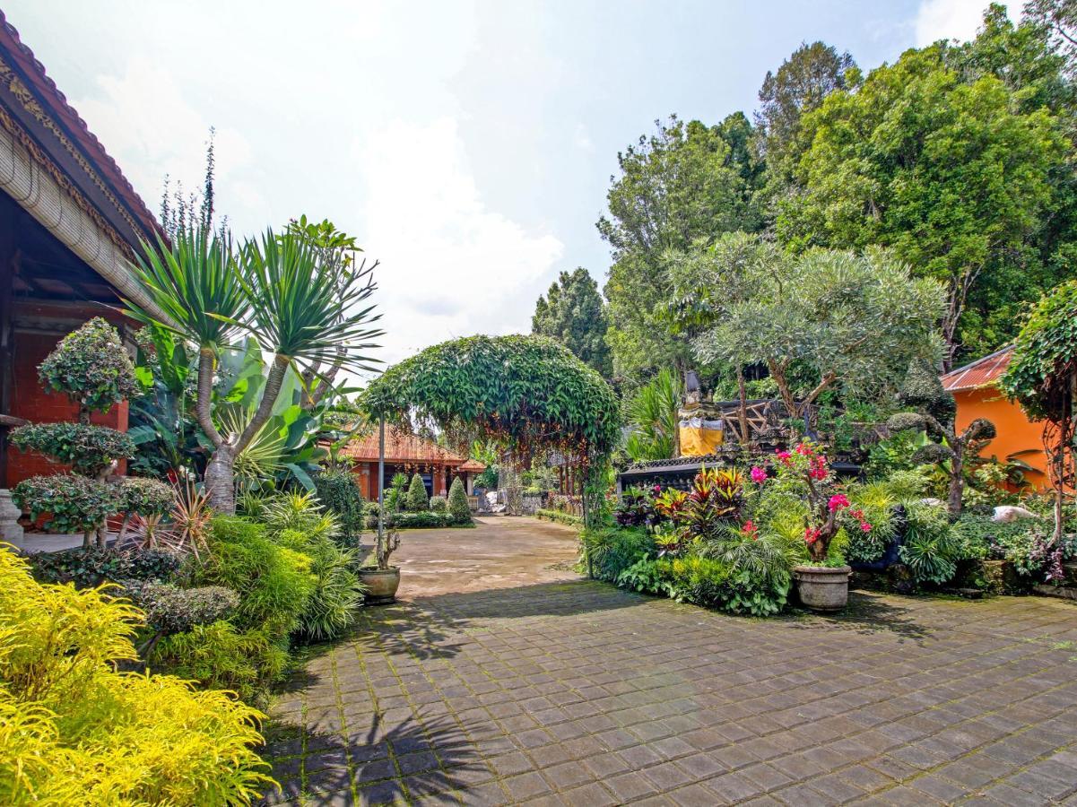 OYO Homes 91091 Desa Wisata Umejero Munduk Exterior foto